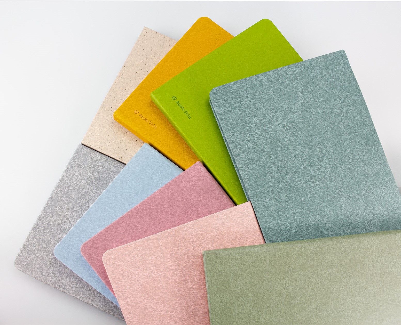 diarenotesynamiru_zakazkovavyroba_customproductionnotebooksdiaryplanner_branding_corporatenotebookdiary_promotional_GRASPOtiskarnaprintinghouse(1)